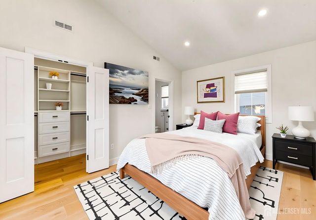 6709 Atlantic Avenue, Ventnor, NJ 08406