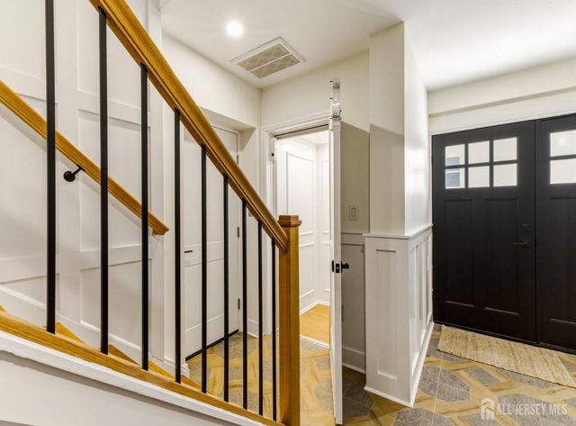 6709 Atlantic Avenue, Ventnor, NJ 08406