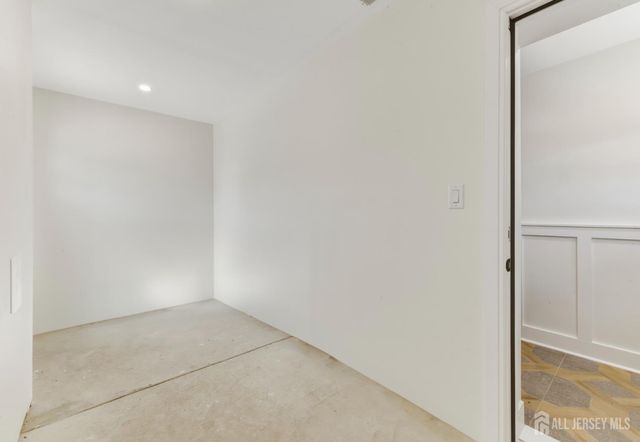 6709 Atlantic Avenue, Ventnor, NJ 08406