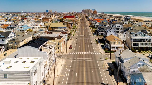 6709 Atlantic Avenue, Ventnor, NJ 08406