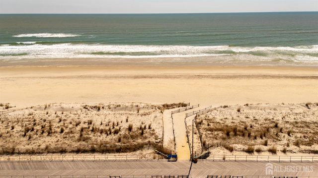 6709 Atlantic Avenue, Ventnor, NJ 08406