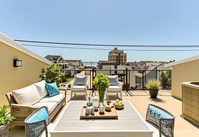 6709 Atlantic Avenue, Ventnor, NJ 08406