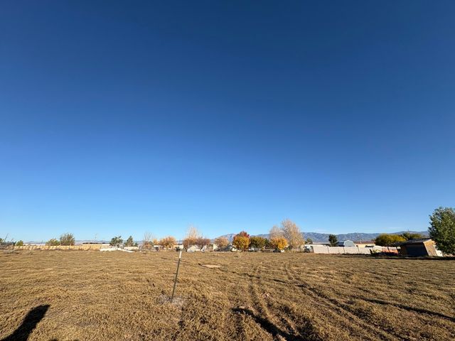 Dairy Road, Los Lunas, NM 87031
