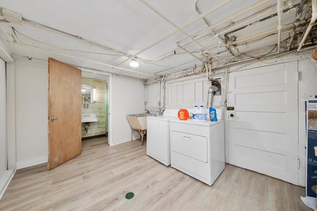 9209 S Hoyne Avenue, Chicago, IL 60643