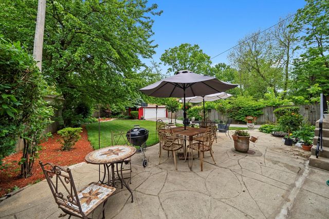 9209 S Hoyne Avenue, Chicago, IL 60643