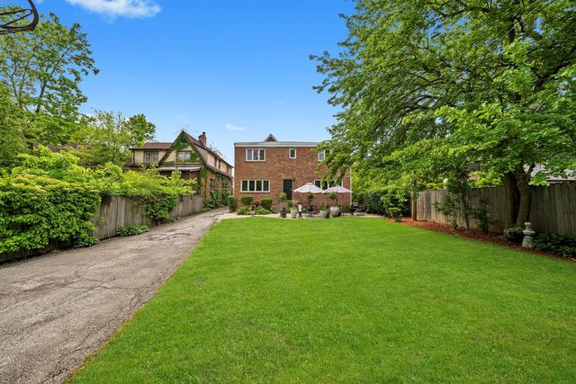 9209 S Hoyne Avenue, Chicago, IL 60643