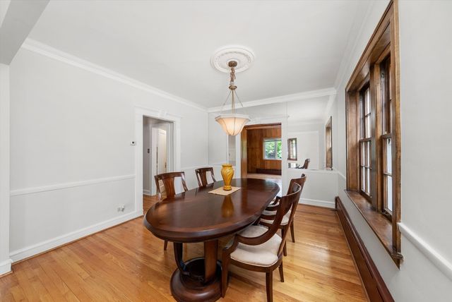 9209 S Hoyne Avenue, Chicago, IL 60643