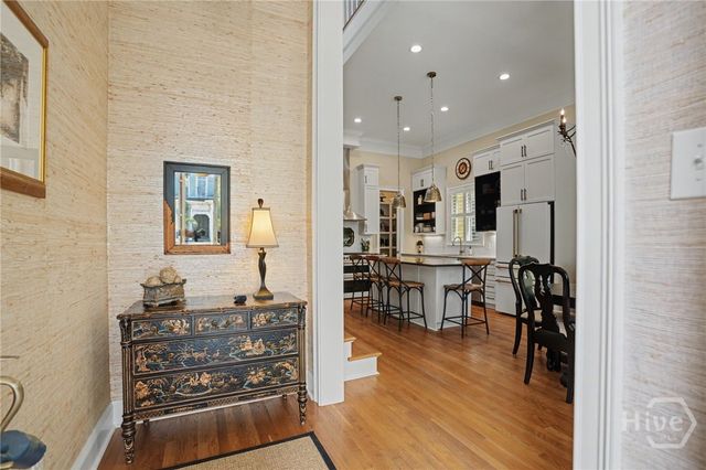 406 E Park Avenue, Savannah, GA 31401