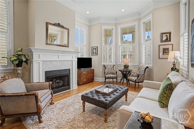 406 E Park Avenue, Savannah, GA 31401