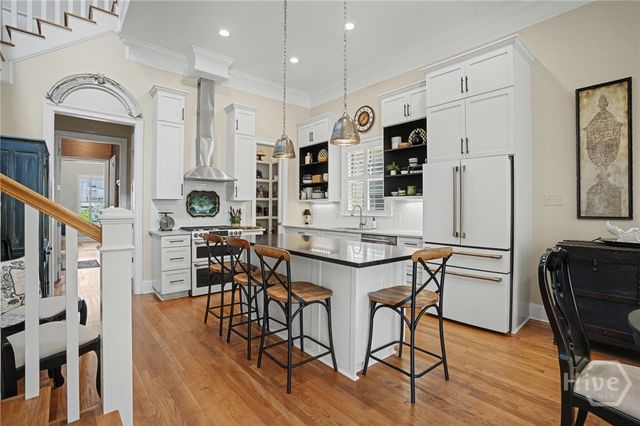 406 E Park Avenue, Savannah, GA 31401