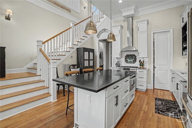 406 E Park Avenue, Savannah, GA 31401