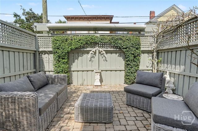 406 E Park Avenue, Savannah, GA 31401