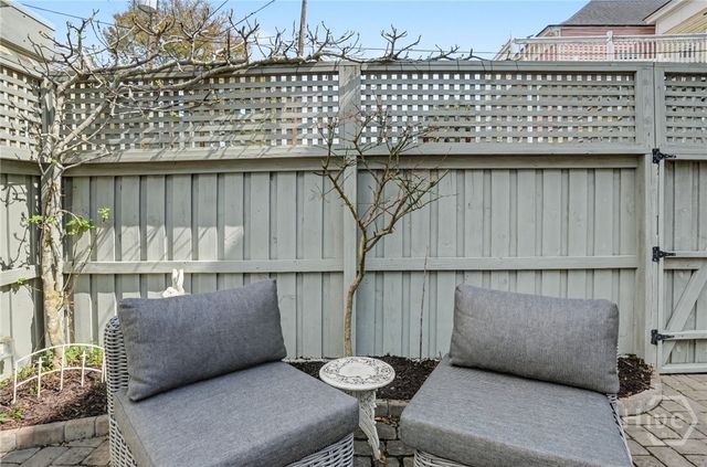 406 E Park Avenue, Savannah, GA 31401