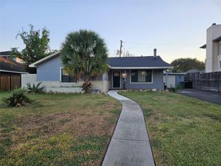 6446 Brookside Drive, Houston, TX 77023