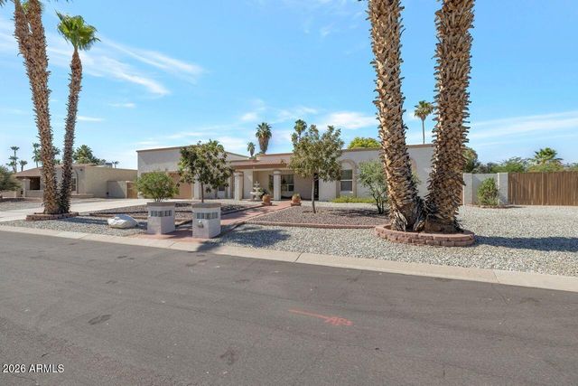 7618 W JOHN CABOT Road, Glendale, AZ 85308