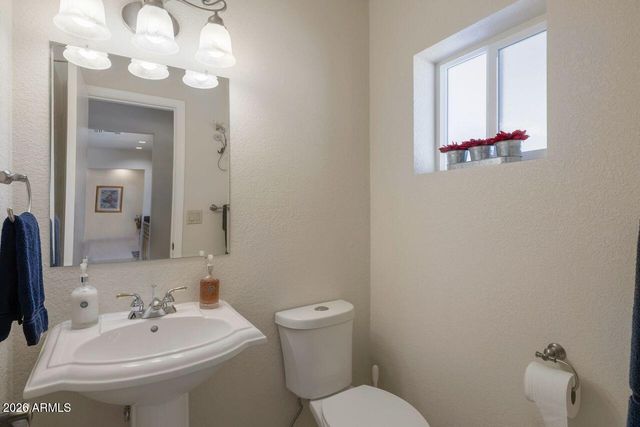 7618 W JOHN CABOT Road, Glendale, AZ 85308