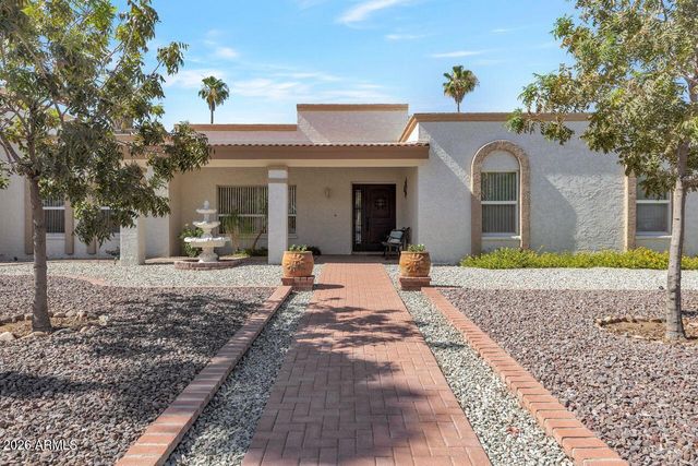7618 W JOHN CABOT Road, Glendale, AZ 85308