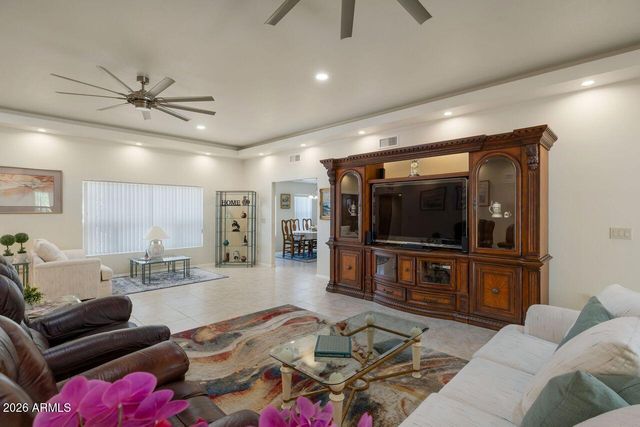 7618 W JOHN CABOT Road, Glendale, AZ 85308