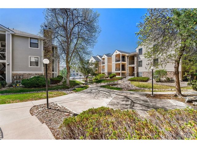 6705 S Field St 827, Littleton, CO 80128