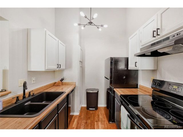 6705 S Field St 827, Littleton, CO 80128