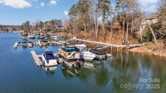 21307 Baltic Drive, Cornelius, NC 28031