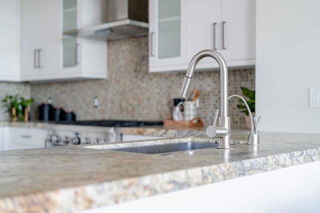 9 Rockview Drive, Santa Cruz, CA 95062