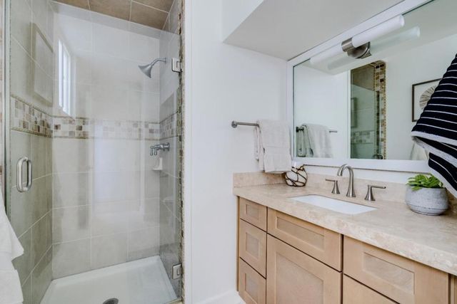 9 Rockview Drive, Santa Cruz, CA 95062