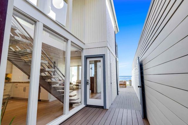 9 Rockview Drive, Santa Cruz, CA 95062