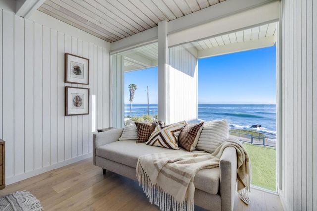 9 Rockview Drive, Santa Cruz, CA 95062