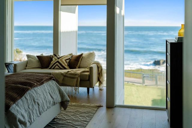 9 Rockview Drive, Santa Cruz, CA 95062