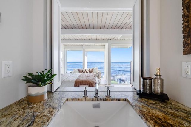 9 Rockview Drive, Santa Cruz, CA 95062