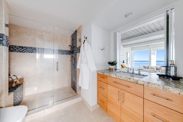 9 Rockview Drive, Santa Cruz, CA 95062