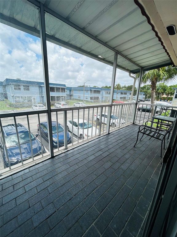 Image 18 of property listing at 226 BRITTANY E 226, Delray Beach, FL 33446