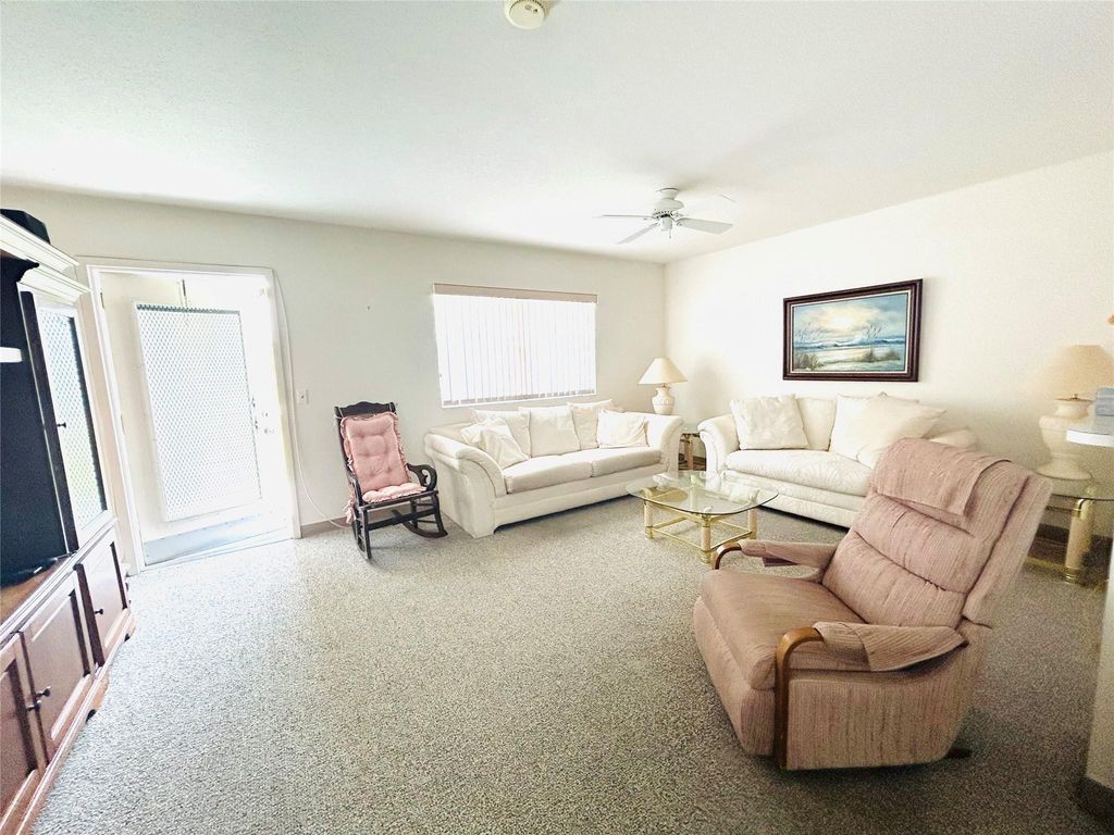 Image 5 of property listing at 226 BRITTANY E 226, Delray Beach, FL 33446