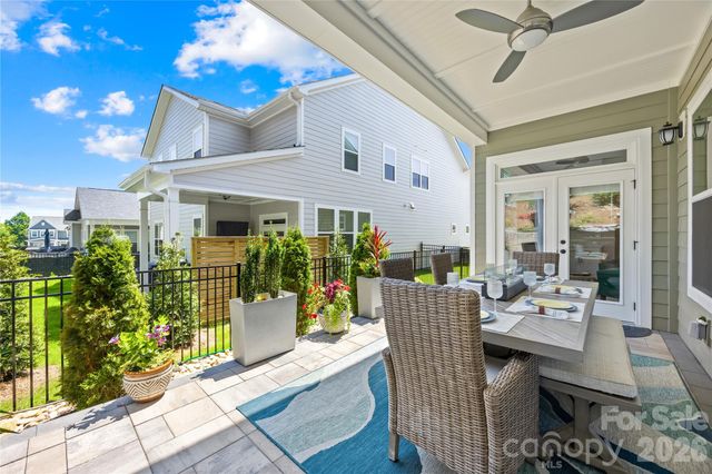 1368 Cedardale Lane, Denver, NC 28037