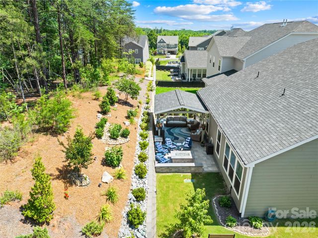 1368 Cedardale Lane, Denver, NC 28037