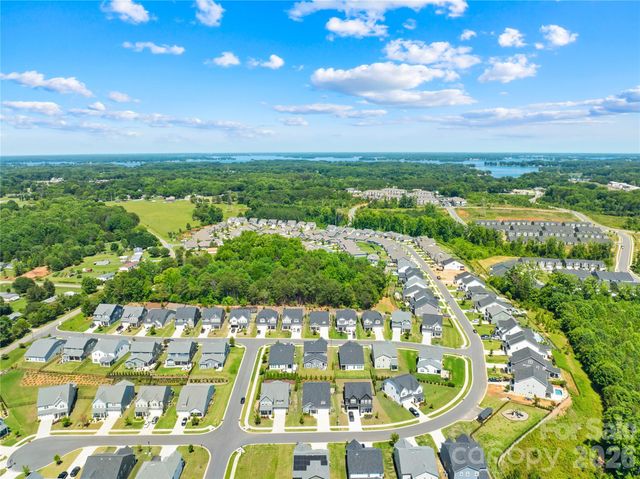 1368 Cedardale Lane, Denver, NC 28037