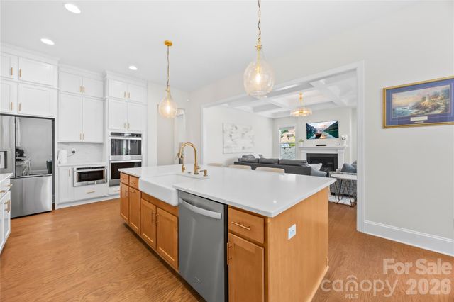 1368 Cedardale Lane, Denver, NC 28037