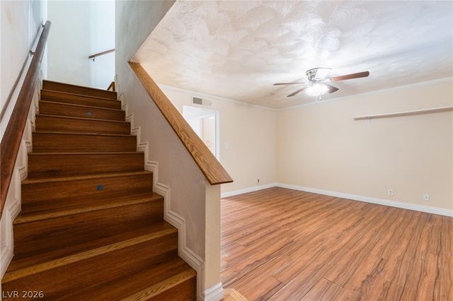 7084 BURCOT Avenue J21, Las Vegas, NV 89156