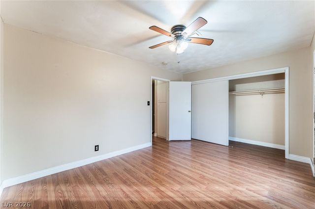 7084 BURCOT Avenue J21, Las Vegas, NV 89156