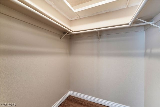 7084 BURCOT Avenue J21, Las Vegas, NV 89156