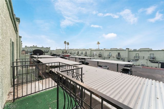 7084 BURCOT Avenue J21, Las Vegas, NV 89156