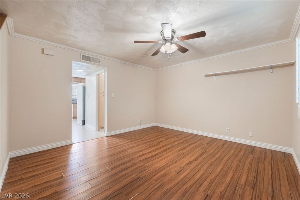 7084 BURCOT Avenue J21, Las Vegas, NV 89156 — photo 4