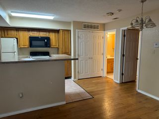 2311 Balsam Drive H105, Arlington, TX 76006