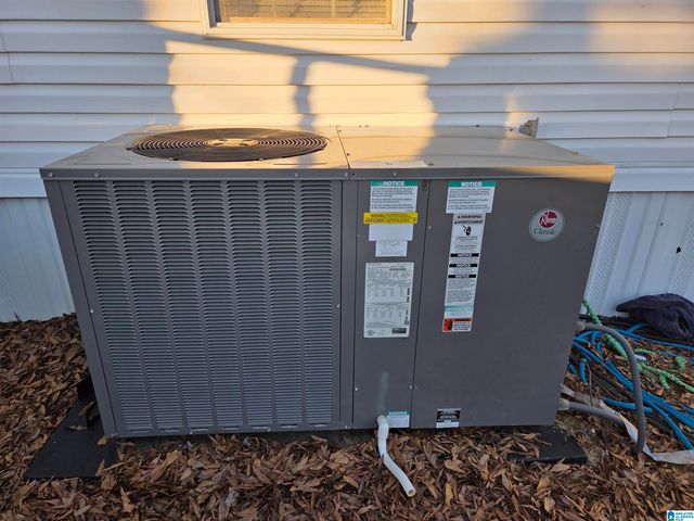 3033 MARBLE VALLEY ROAD, Sylacauga, AL 35151