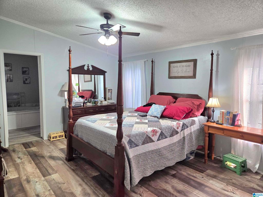 3033 MARBLE VALLEY ROAD, Sylacauga, AL 35151