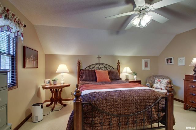 3111 CABOT Road, Quincy, IL 62301