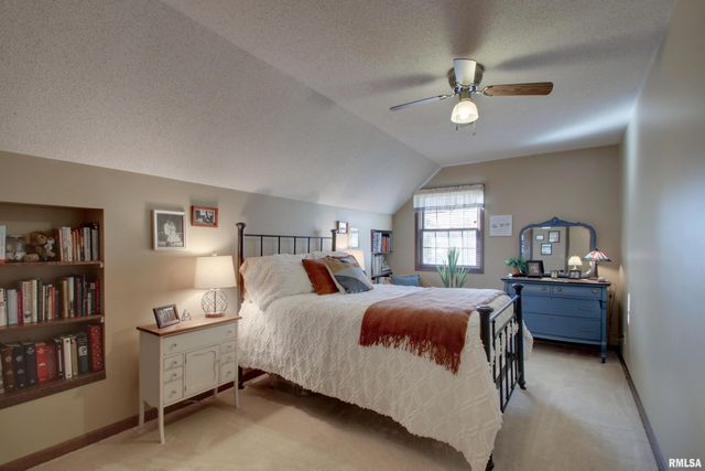 3111 CABOT Road, Quincy, IL 62301