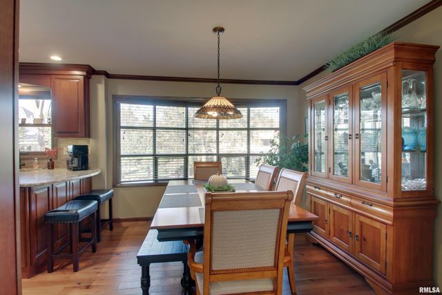 3111 CABOT Road, Quincy, IL 62301