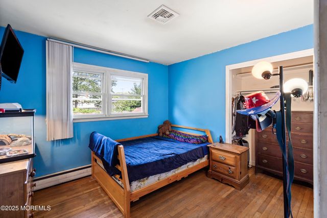 1108 Anchor Avenue, Beachwood, NJ 08722